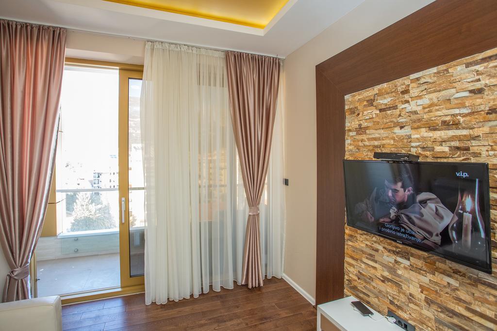 For You Lux Apartment
